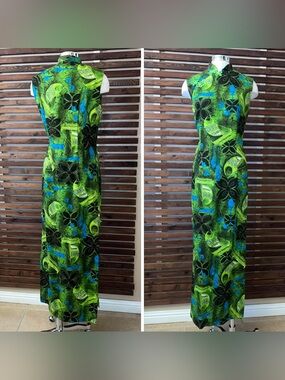 1960s 60s Vintage Blue Green Floral Sleeveless Maxi Cheongsam Hawaiian Dress